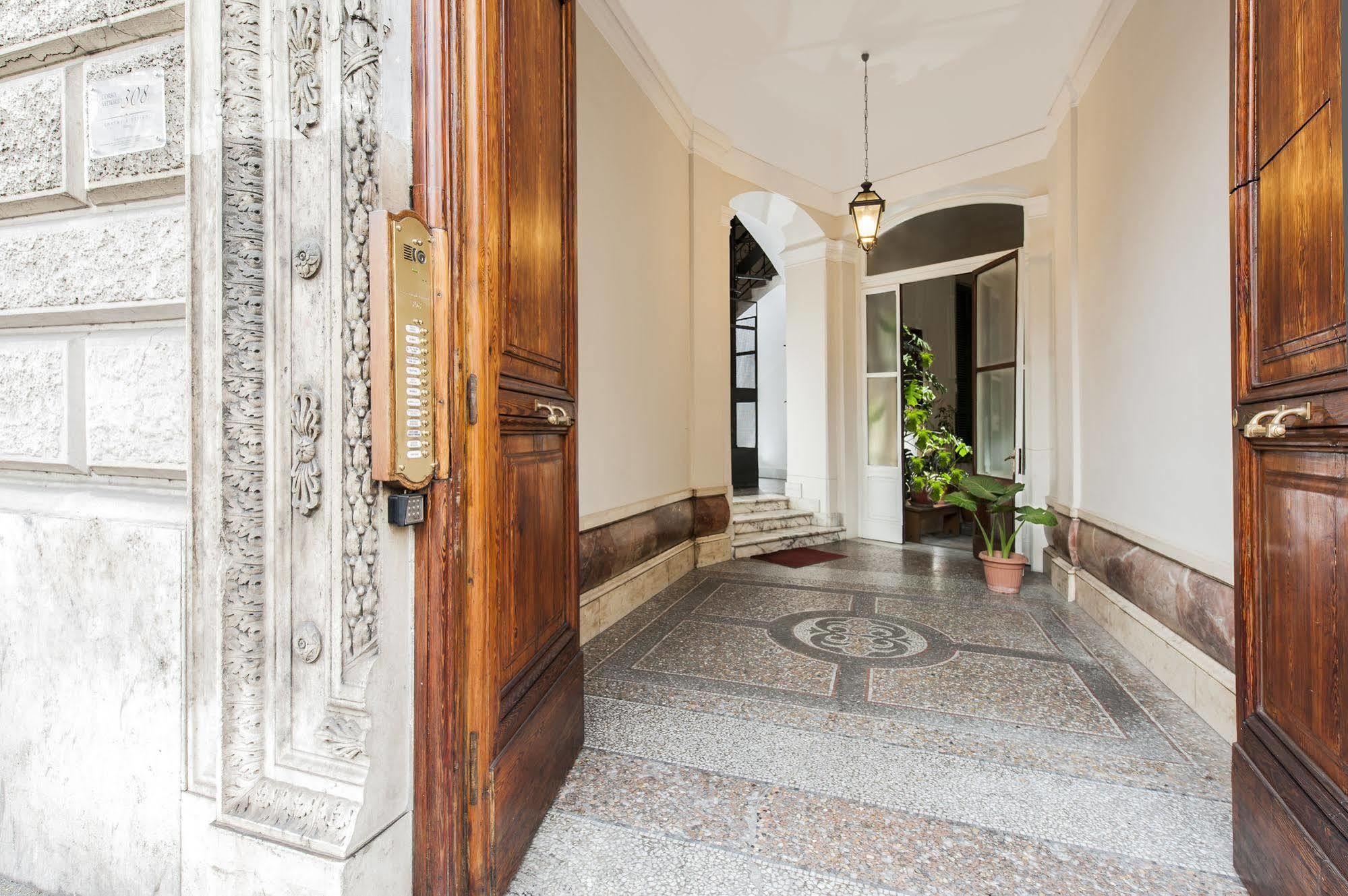Bed and Breakfast Corso Vittorio 308 Рим Екстер'єр фото